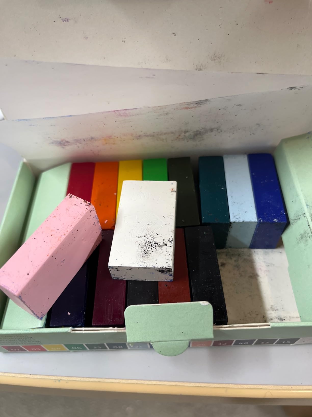 Encaustic Art The Original -LANDSCAPE SELECTION Set of 16 - Encaustic Wax Block Colors -Beeswax For Encaustic Art Supplies -Non-Toxic, Handcrafted in Germany customer photo 2