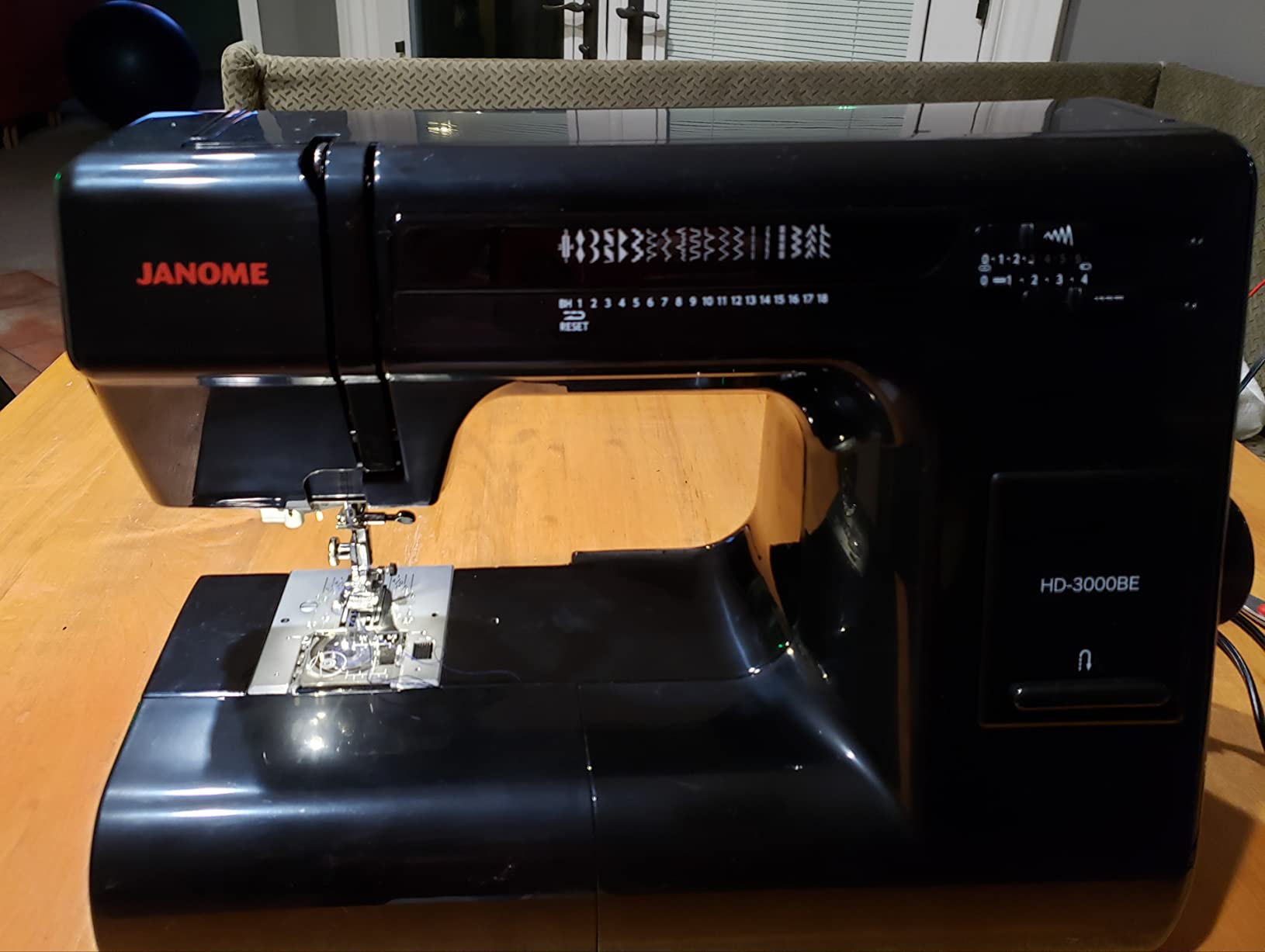 Janome Heavy Duty HD-3000 Black Edition Sewing Machine with Bonus 6 Piece Quilting Kit customer photo 2