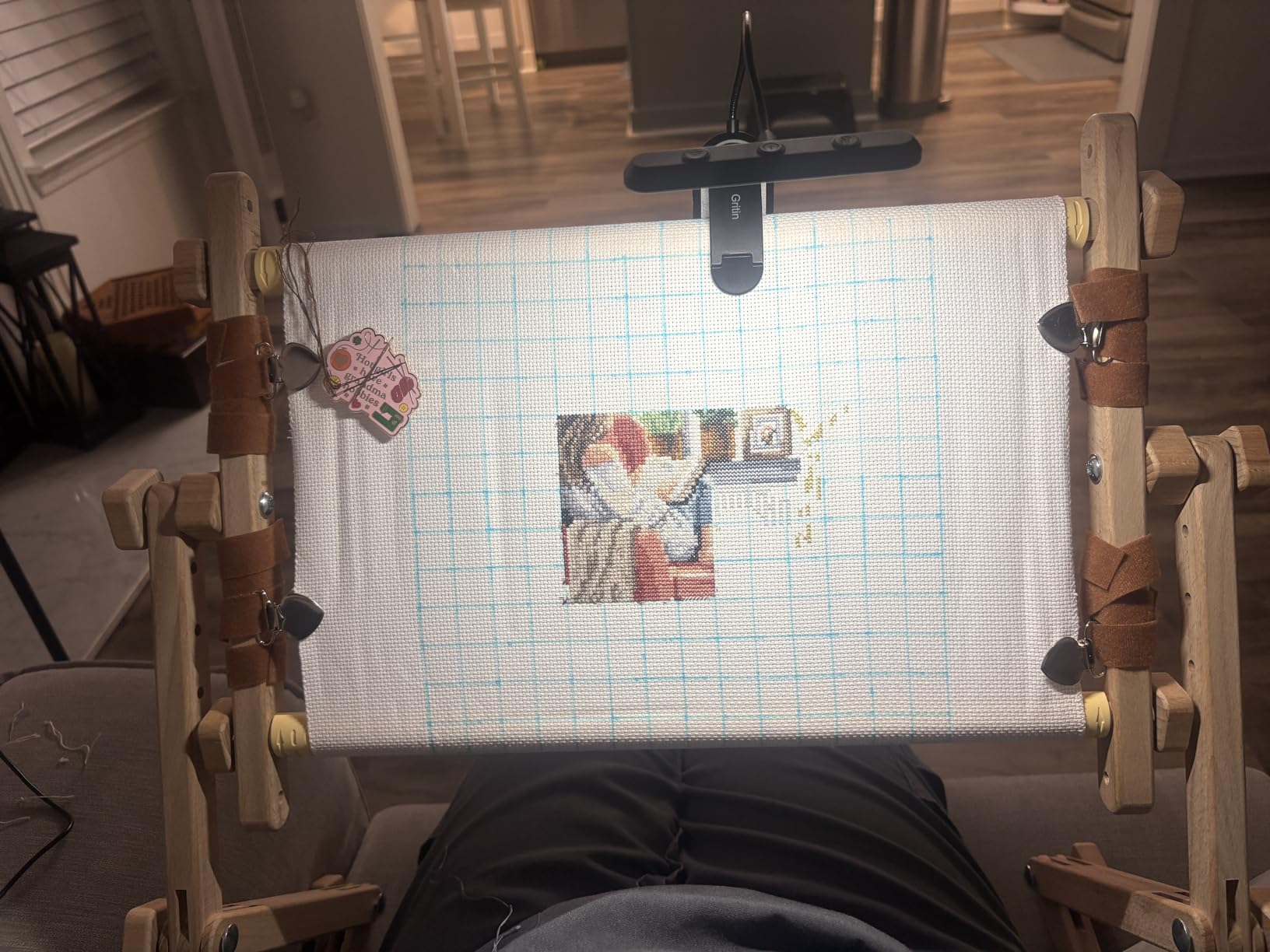 Needlework Table and Lap Hands-Free Stand with Adjustable Frame Made of Organic Beech Wood Tapestry Cross Stitch Embroidery Frame Holder (15.7