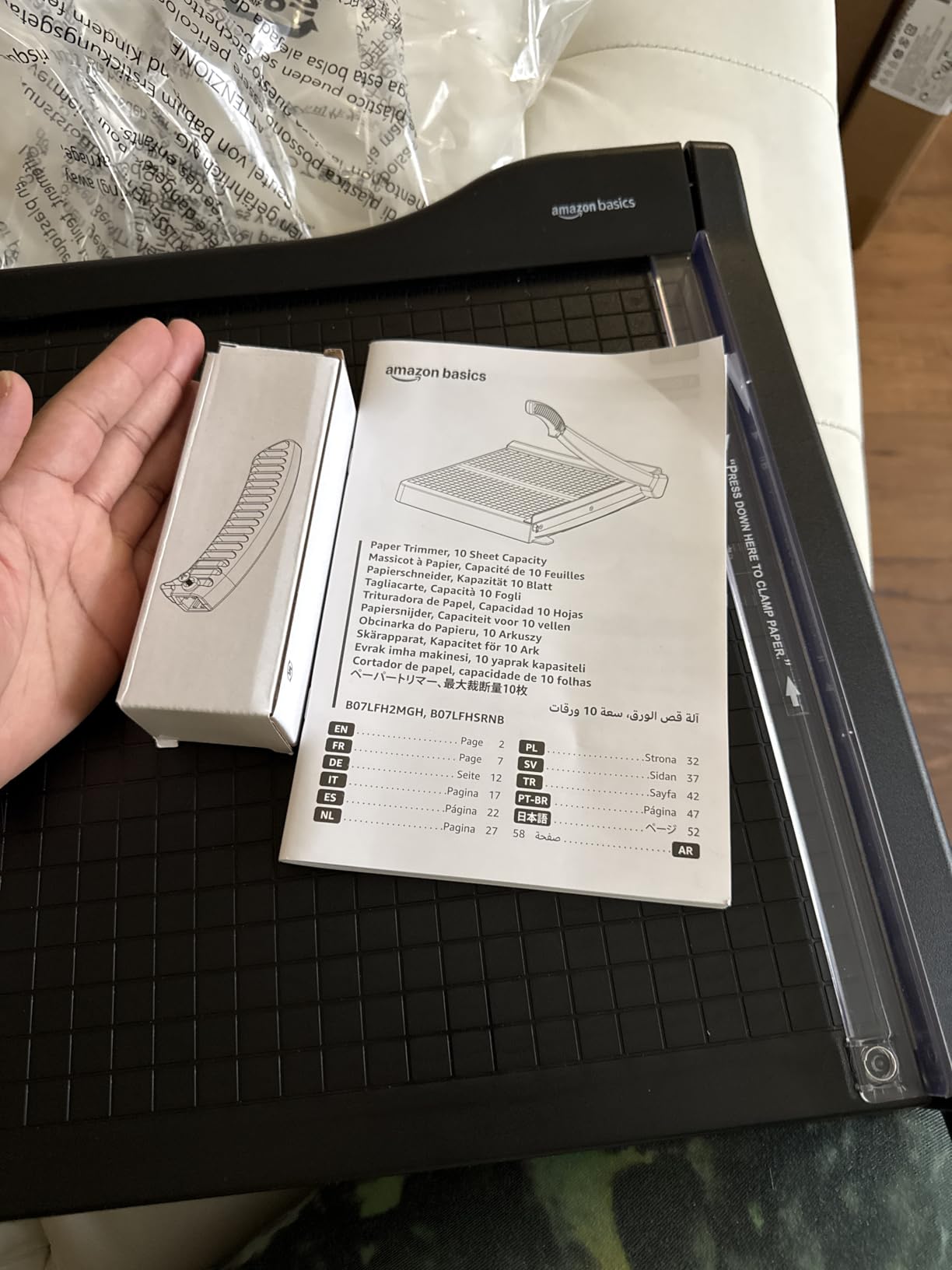 Amazon Basics Paper Trimmer Cutter for Office and Crafts, Heavy-Duty, Portable Guillotine Paper Cutter, 15-Inch, 10-Sheet Cardstock for Photos customer photo 2