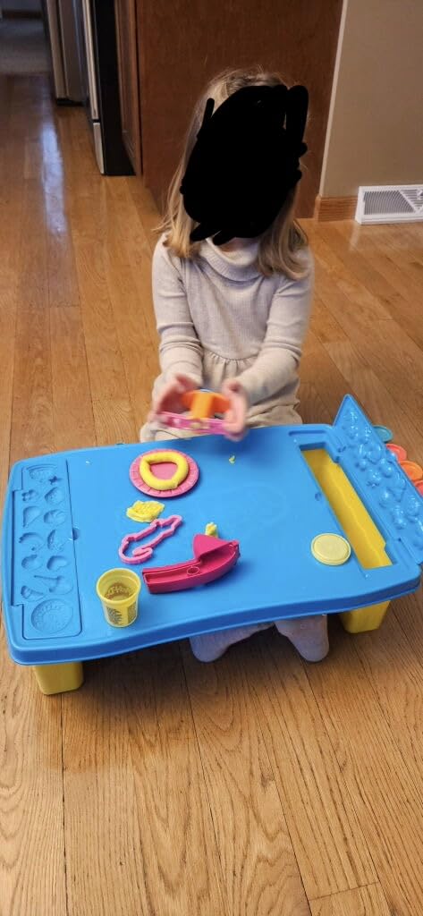 Play-Doh Play 'n Store Table Toy, 25+ Accessories, 8 Cans of Assort. Colors, Back to School Classroom Supplies, Kids Arts & Crafts, Preschool Toys, Ages 3+ (Amazon Exclusive) customer photo 1