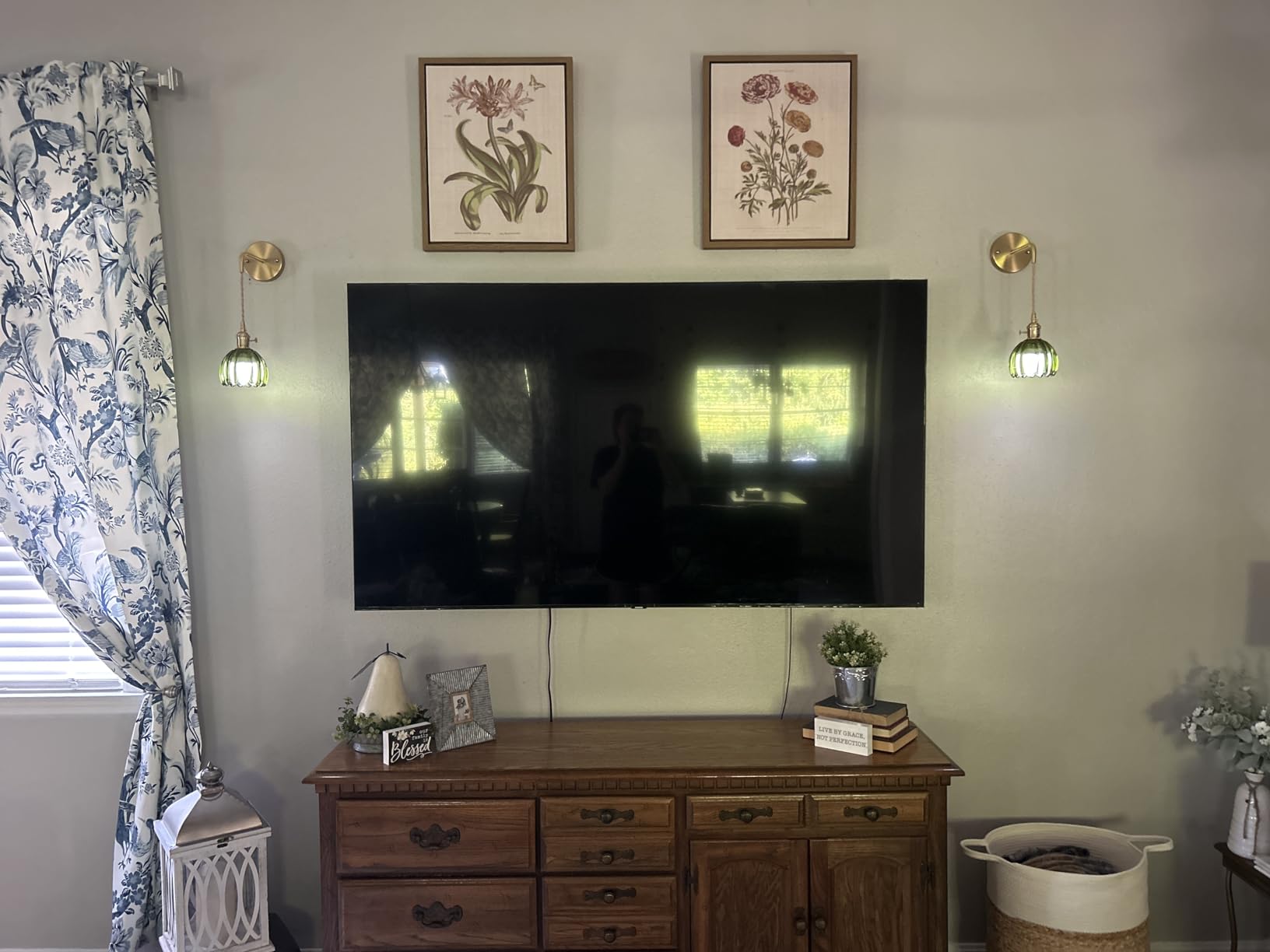Madison Park Botanical Wall Art Living Room Decor - Vintage Floral Linen Canvas Framed Wall Art Farmhouse Lifestyle Home Office Wall Decor, Ready to Hang Painting for Bedroom, Herbal, Green 4 Piece customer photo 1