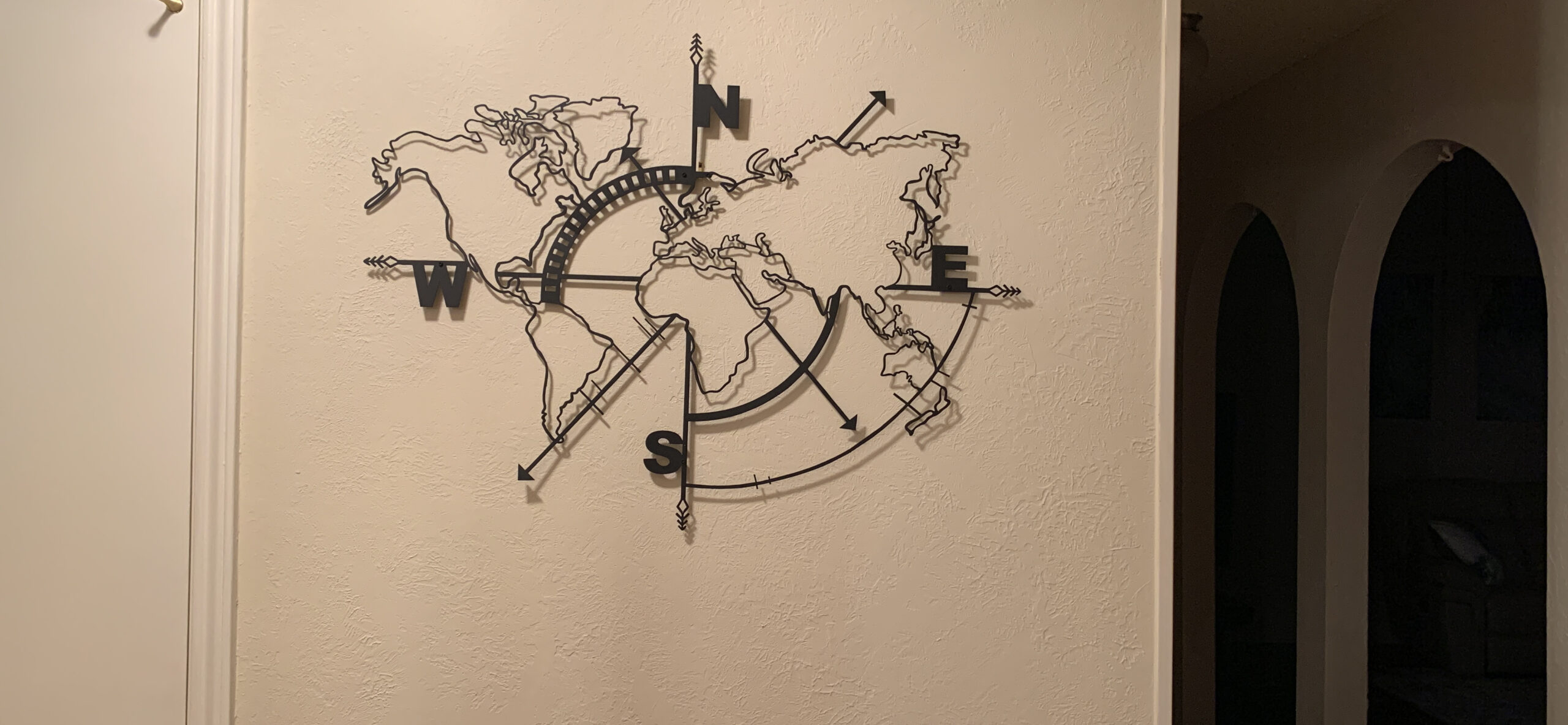 DEKADRON Metal World Map Wall Art Compass, World Map Without Borders, Metal Wall Decor, Metal Sign, Wall Hangings (39