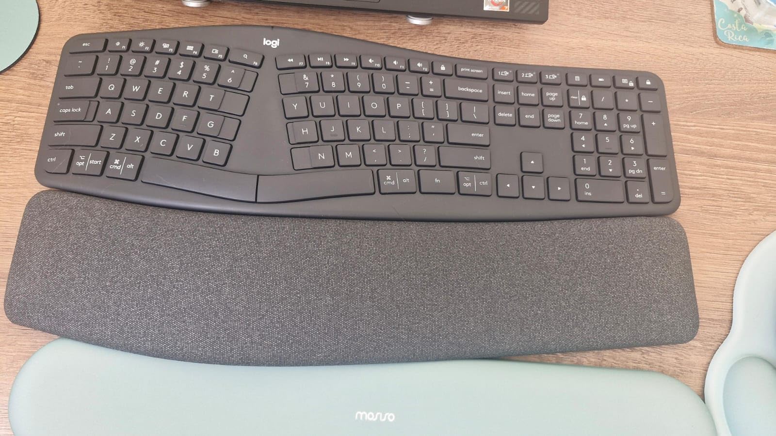Logitech Ergo K860 Wireless Ergonomic Split Keyboard with Wrist Rest - Curved split keyframe, pillowed wrist rest, Bluetooth, USB connectivity with included USB Receiver, Windows Mac compatible customer photo 2