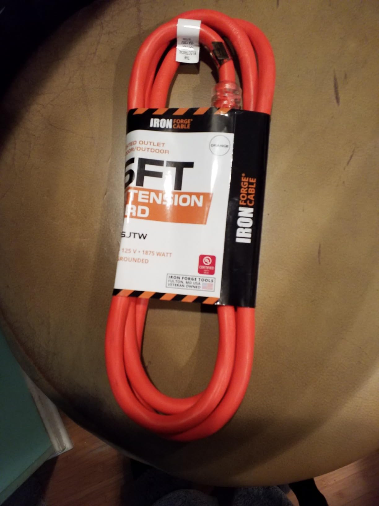 Iron Forge Cable 12 Gauge Outdoor Extension Cord 10 Ft, SJTOW 12/3 Heavy Duty Extension Cord 3 Prong, Oil Resistant & Flame Retardant - Lighted End customer photo 1
