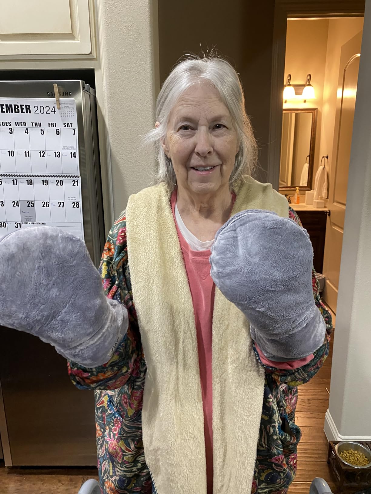 REVIX Microwavable Heating Mittens for Hand and Fingers, Heated Hands Mitts Warmers 1 Pair, Unscented Hand Muff customer photo 1