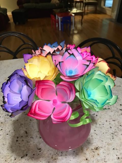 Crayola Paper Flower Science Kit, Color Changing Flowers, Gift for Kids Ages 7, 8, 9, 10 customer photo 2