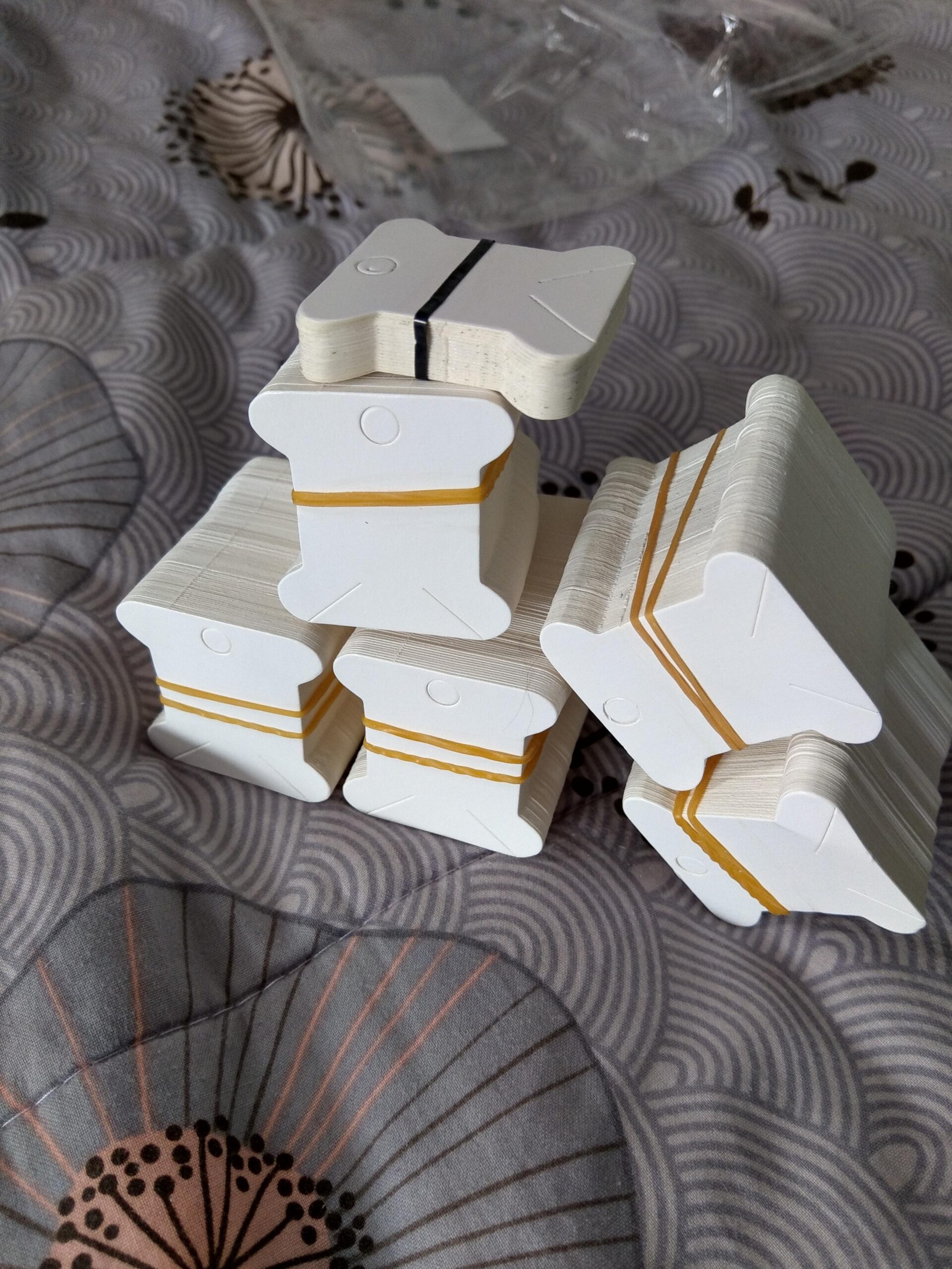 Embroidery Floss Bobbins-Paper Cross Stitch Embroidery Thread Organizer Cardboard -Floss Bobbins- Crafts Floss Bobbins -165 Thread Bobbin Cards (White) customer photo 2