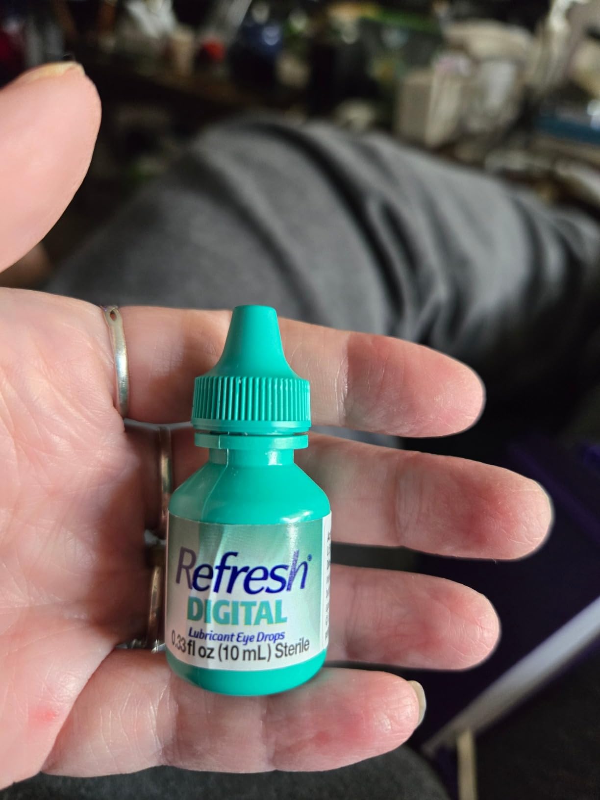 REFRESH DIGITAL Lubricant Eye Drops Artificial Tears, 0.33 fl oz (10 mL) customer photo 1