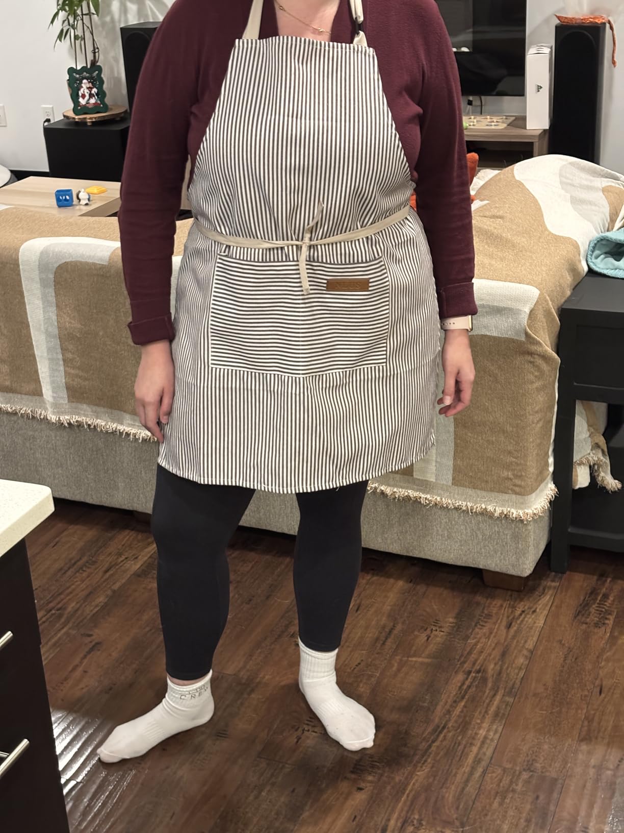 NLUS 2 Pack Kitchen Cooking Aprons, Adjustable Bib Soft Chef Apron with 2 Pockets for Men Women (Black/Brown Stripes) customer photo 1