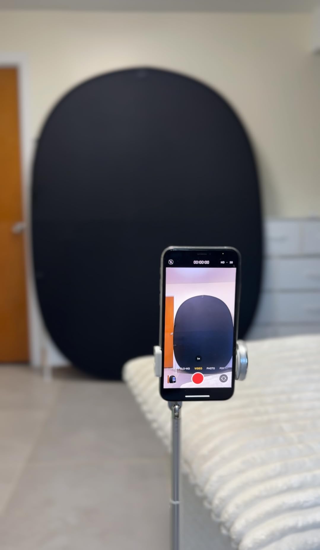 4.92X3.28 ft (1.5mX1m) 2 in 1 Polyester Muslin Black and White Collapsible Backdrop, Small Pop Up Portable Reversible Photography Background with Carrying Bag customer photo 2