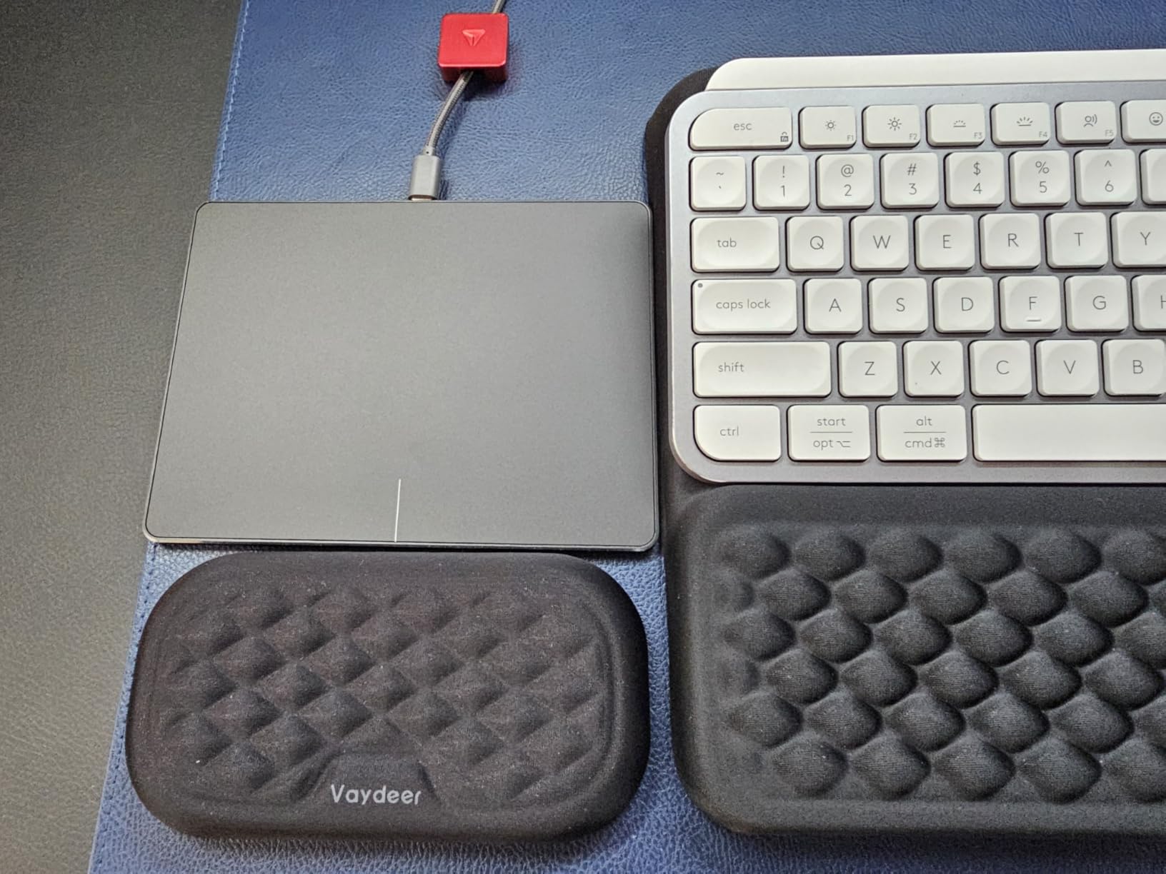 Vaydeer Mouse Wrist Rest Pad, Memory Foam Hand Rest Support Padded for Office, Computer, Laptop, Typing and Wrist Pain Relief and Repair (5.91 inch, Black) customer photo 2