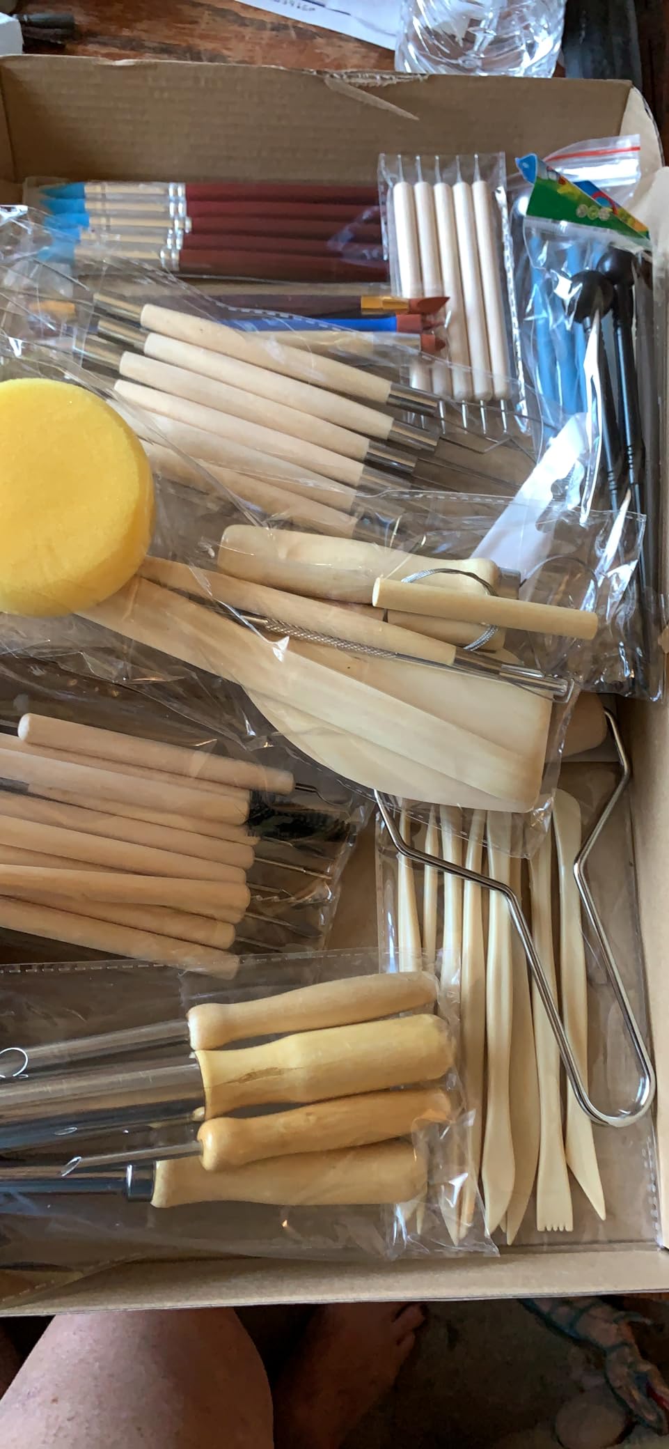 EuTengHao 61Pcs Ceramic Clay Tools Kit Pottery Tools Clay Sculpting Shapers Carving Tool Set Contains Most Essential Wooden Clay Tools for Potters Beginners customer photo 1
