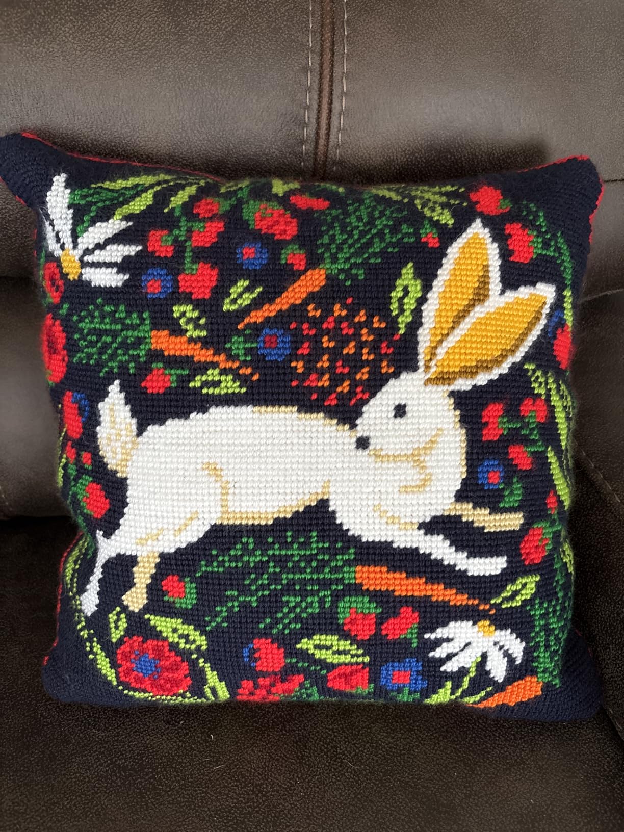 Tapestry Needlepoint Kit for Adults and Beginners - Strawberry Thief by William Morris 16