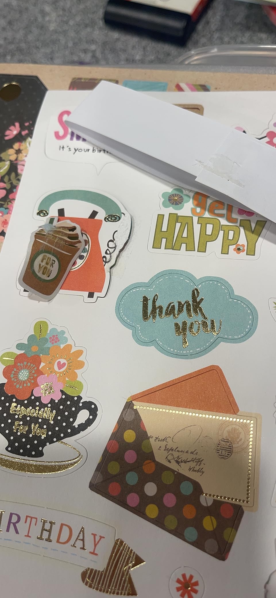 Huralona Handmade DIY Greeting Card Kits includes 16 Blank Cards 16 Colorful Envelopes with Decoration Accessories for Craft Birthday Thanksgiving Christmas Wedding Invitation Card Making Green customer photo 1