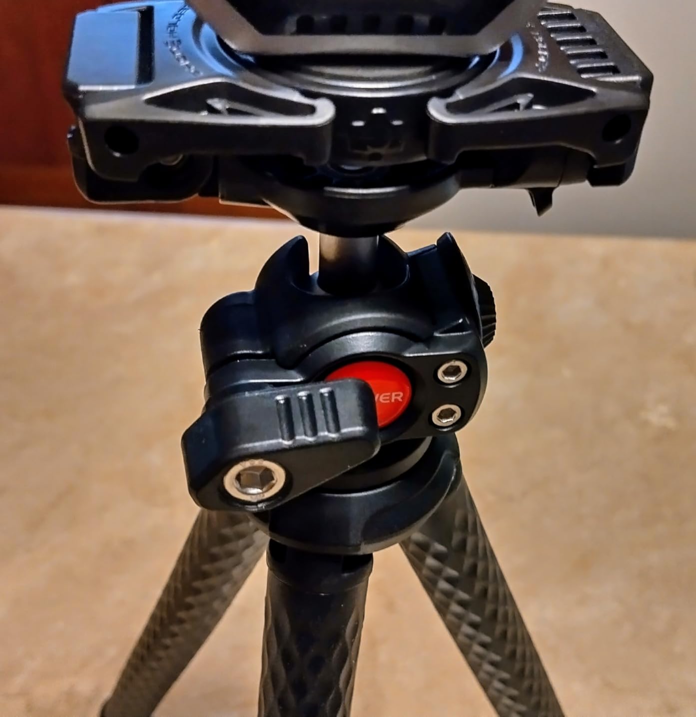 NEEWER Camera Tripod with Remote, Mini Flexible Vlog Phone Tripod Stand with Action Camera Mount Adapter, Hidden Phone Holder & Cold Shoe Compatible with iPhone Hero13 12 11 10 9, Max Load 4.4lb, TP34 customer photo 2