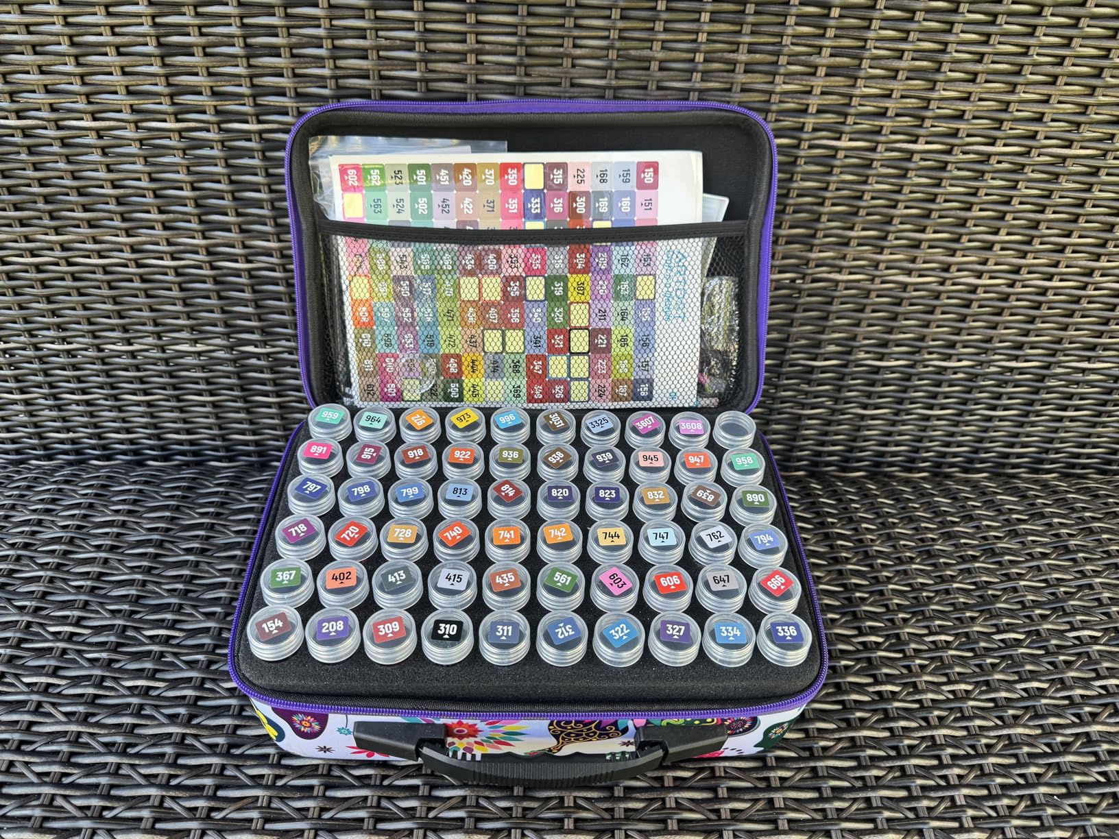 ZORETCO Diamond Painting Storage Case, 60 Slots Portable Diamond Art Kits with Accessories for Craft Rhinestones & Jewelry Beads Organizer Boxes customer photo 2