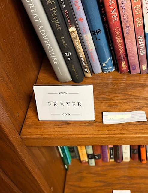 50pack Mini Clear Sign Display Holder with Blank Labels, 2.36*1.57 Inch Horizontal Slanted L-Shape Plastic Name Card Price Card Tag Label Counter Top Stand customer photo 2