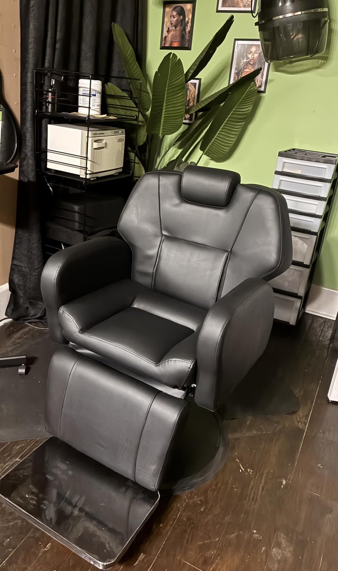 Baasha Heavy Duty Reclining Barber Chair - Grey Hydraulic Salon Chair for Facials, Lash Extensions, Tattoo & Braiding - 165 Degree Recline with Leg Rest, Stainless Steel Base customer photo 1