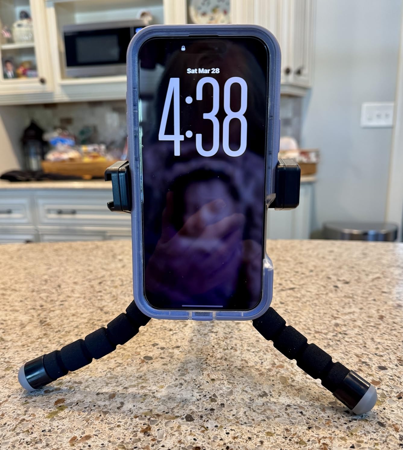 Aureday Phone Tripod, Flexible Tripod for iPhone and Android Cell Phone, Come with Wireless Remote and Clip for Video Recording/Vlogging/Selfie customer photo 1