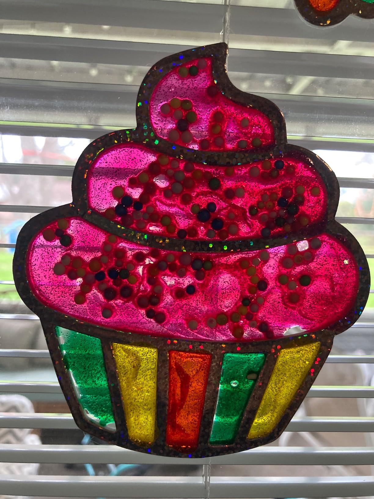 Creativity for Kids Easy Sparkle Window Art Kit | Make 7 Colorful Window Art Designs with Paint & Sparkle | Relaxing DIY Craft & Creative Activity for Kids Everywhere (Ages 6+) customer photo 1
