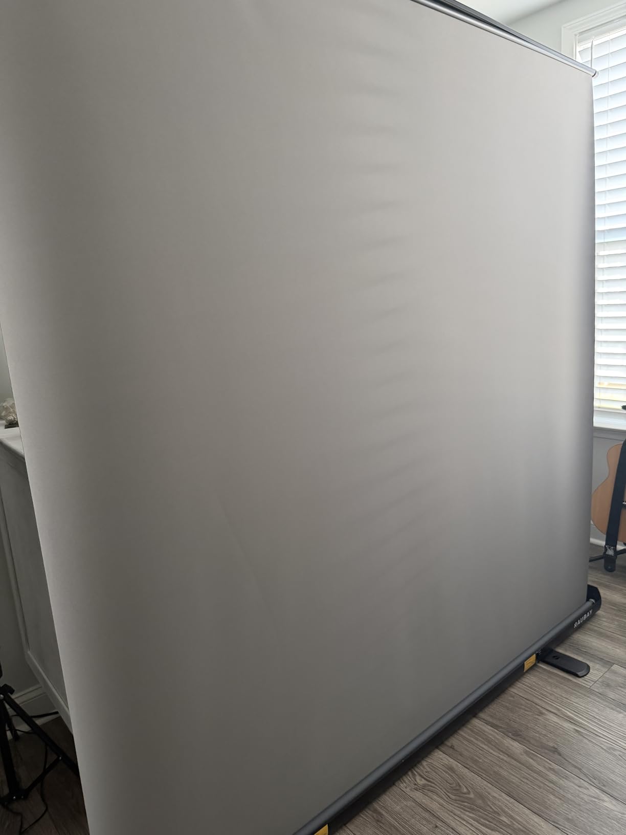 RAUBAY 78.7 x 82.7in Large Collapsible White Backdrop Screen Portable Retractable Panel Photo Background with Stand for Video Conference, Photographic Studio, Streaming customer photo 1