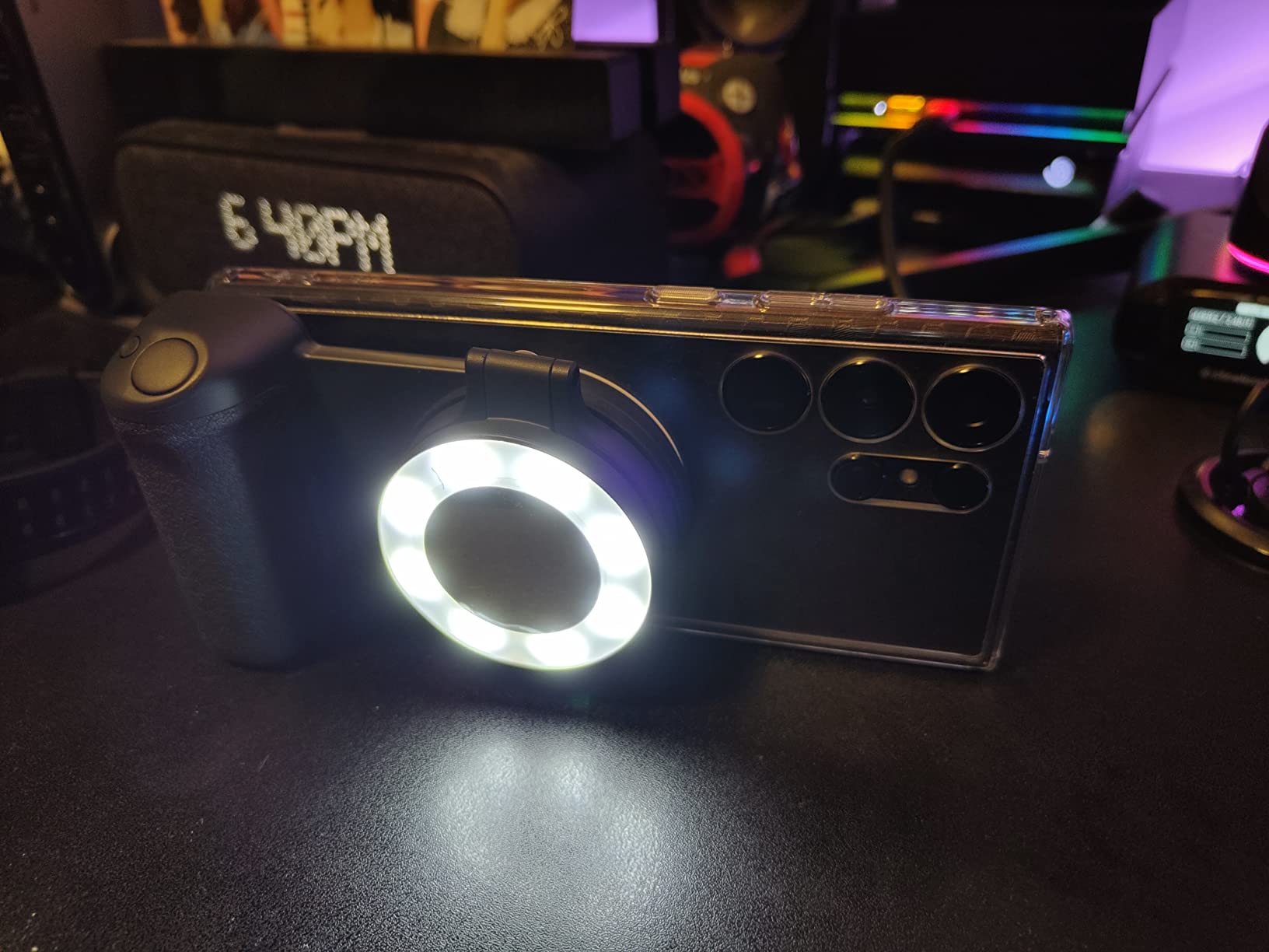 ShiftCam SnapGrip Creator Kit for Content Creators - Includes SnapGrip, SnapLight, Tripod SnapPod - Vlogging Kit for iPhone & Android - Magnetic Mount | Midnight customer photo 2