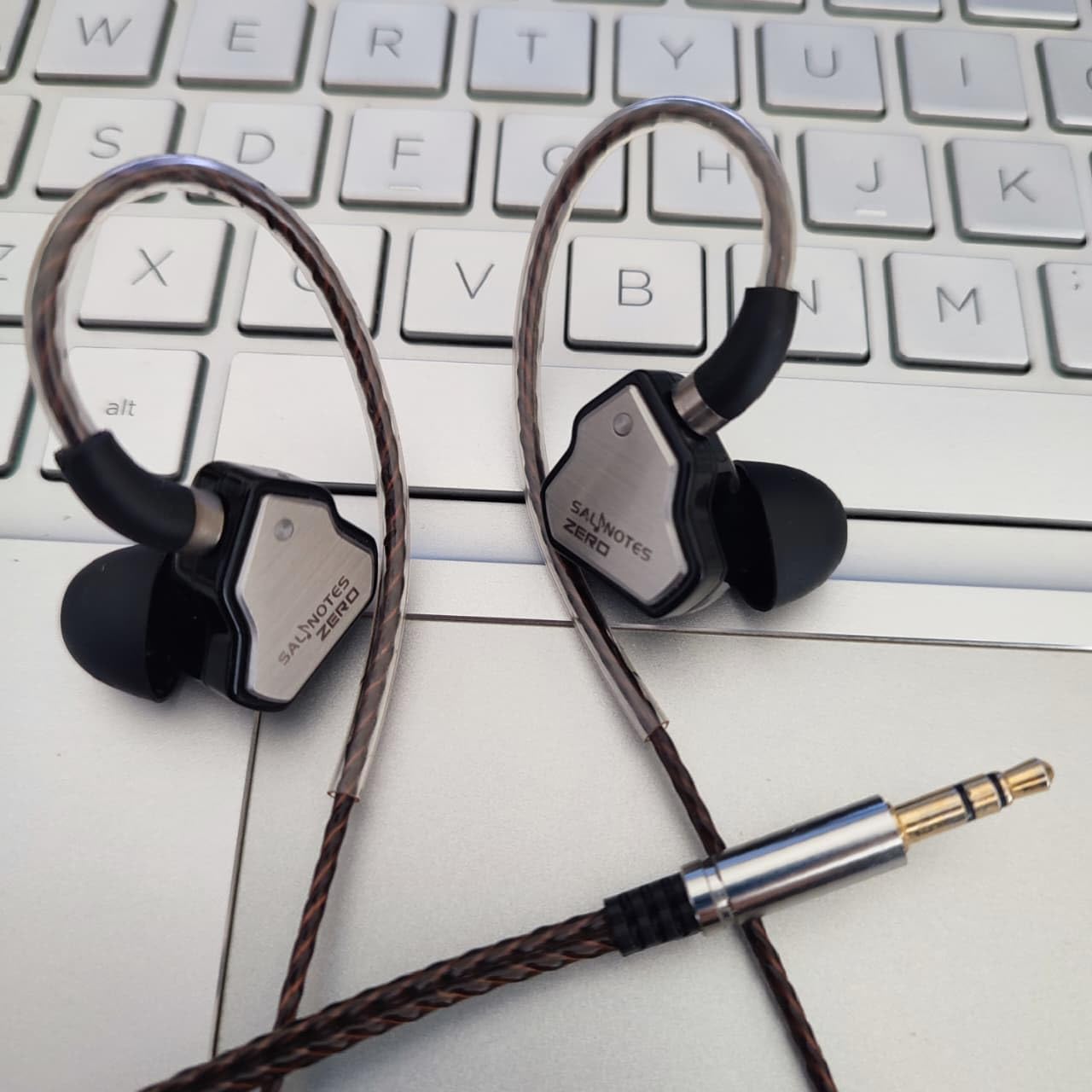 7Hz Salnotes Zero HiFi 10mm Dynamic Driver in-Ear Earphone IEM with Metal Composite Diaphragm Stainless Steel Faceplate Detachable 2Pin OFC Cable (Black, Without Mic) customer photo 2