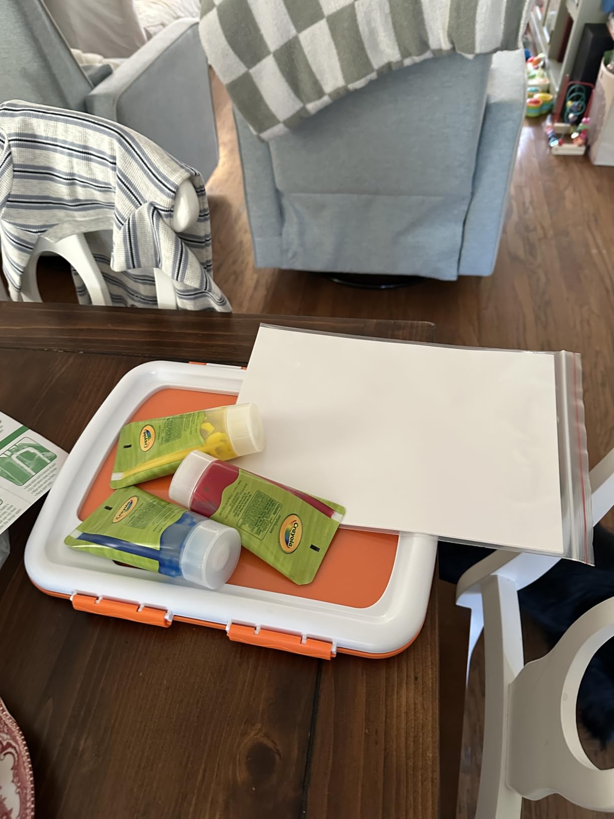 Crayola Spill Proof Paint Set (8ct), Washable Toddler Paint Kit, With Brushes, pots, Activity Pages, Arts & Crafts Kit, Gift for Toddlers, Ages 3+ customer photo 2