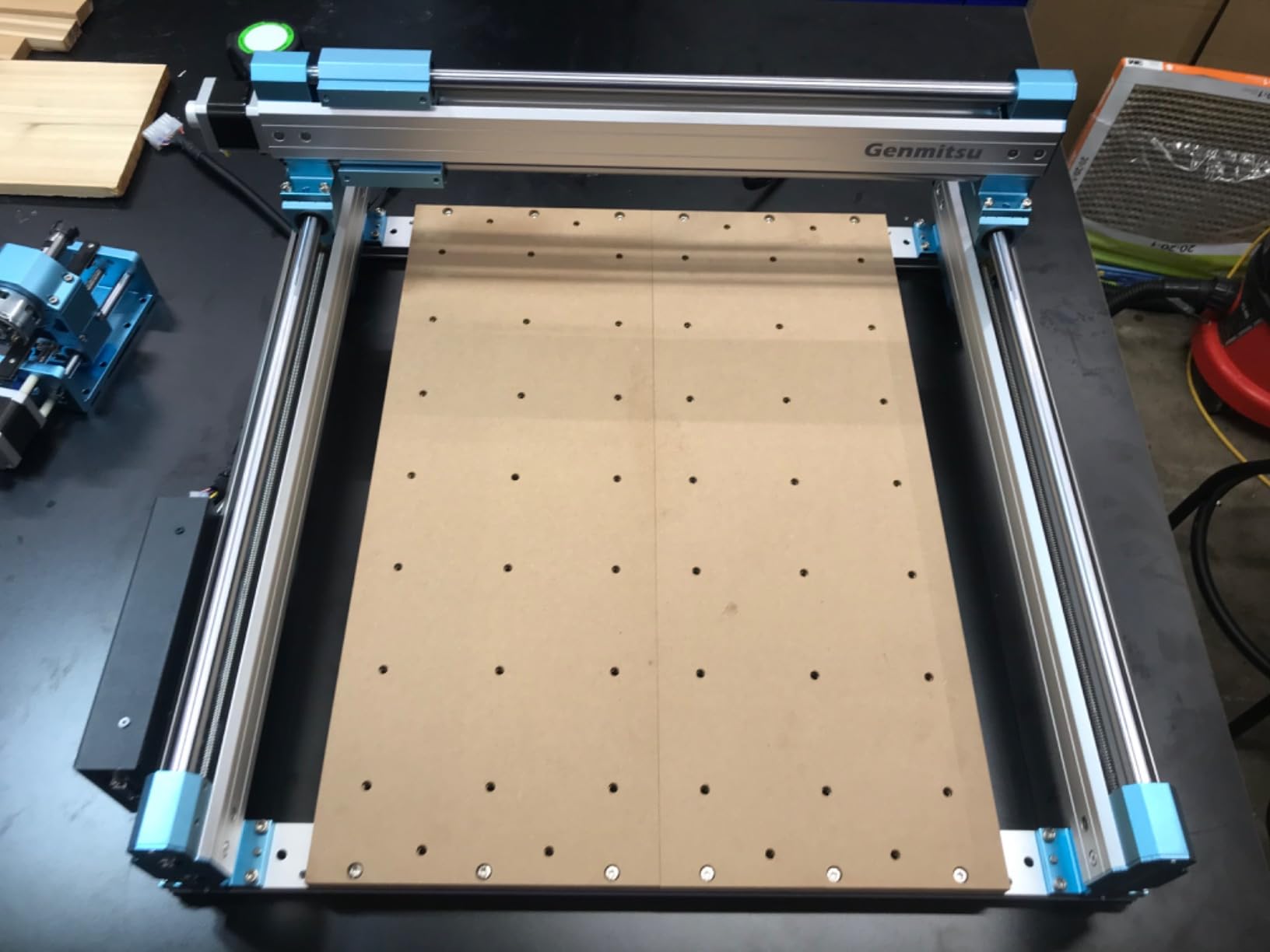 Genmitsu CNC Router Machine 4040-PRO for Metal Acrylic Cutting Milling, GRBL Control, Lead Screw Driven, 3 Axis Engraving, Working Area 15.7in x 15.7in x 3.1in customer photo 2