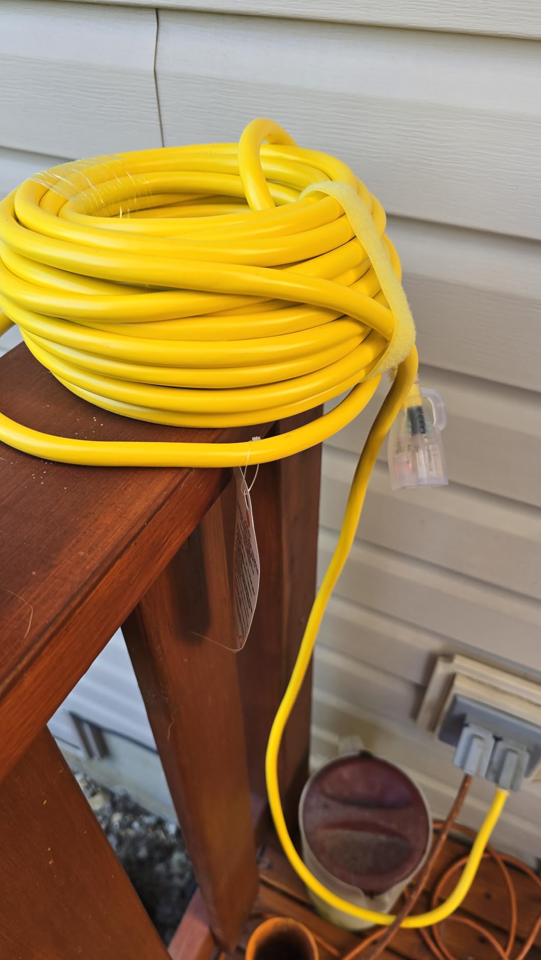 POWGRN 50 ft 12/3 Outdoor Extension Cord Waterproof Heavy Duty with Lighted Indicator End 12 Gauge 3 Prong, Flexible Cold-Resistant Long Power Cord Outside, 15Amp 1875W SJTW Yellow ETL Listed customer photo 1