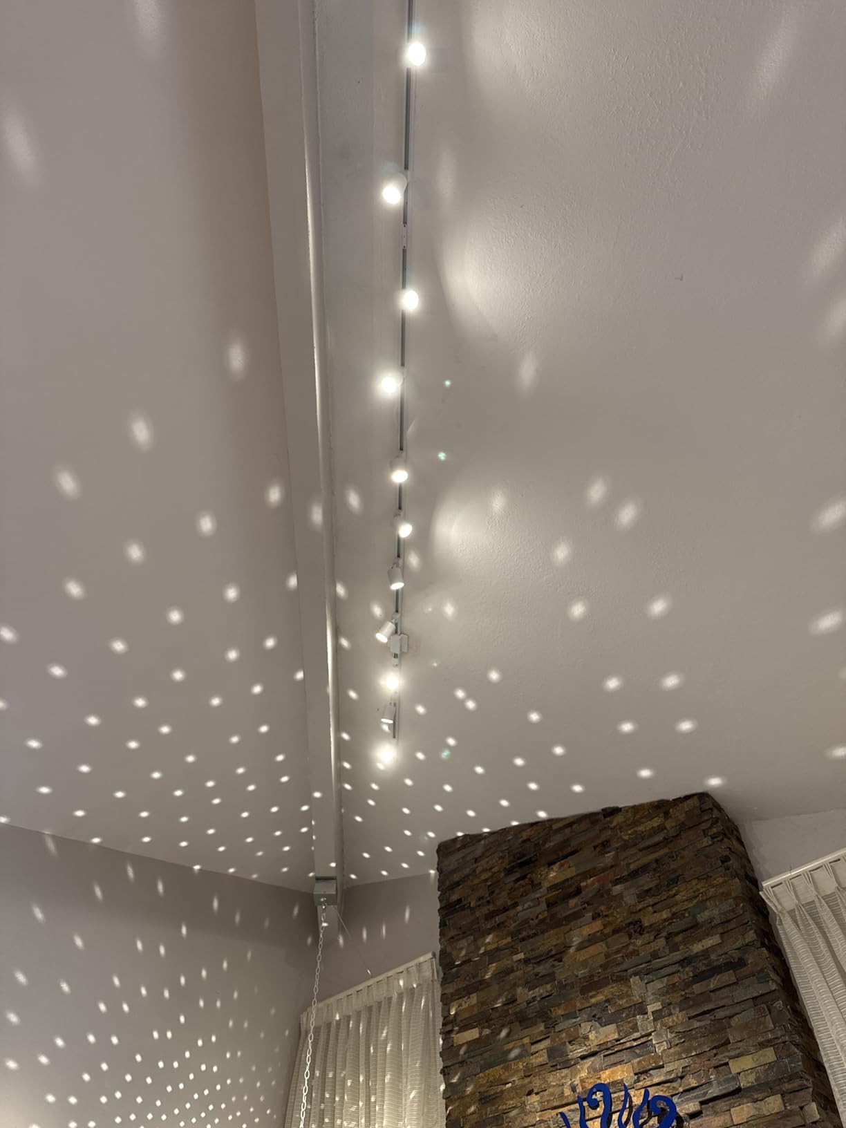 VANoopee 8-Light LED Track Lighting Kit with 6.6FT H Type Track Rails, Dimmable Track Light Heads Bright Ceiling Spotlight Fixture for Kitchen Accent Art, 3000K Warm White, No Flicker 10W 800lm White customer photo 2