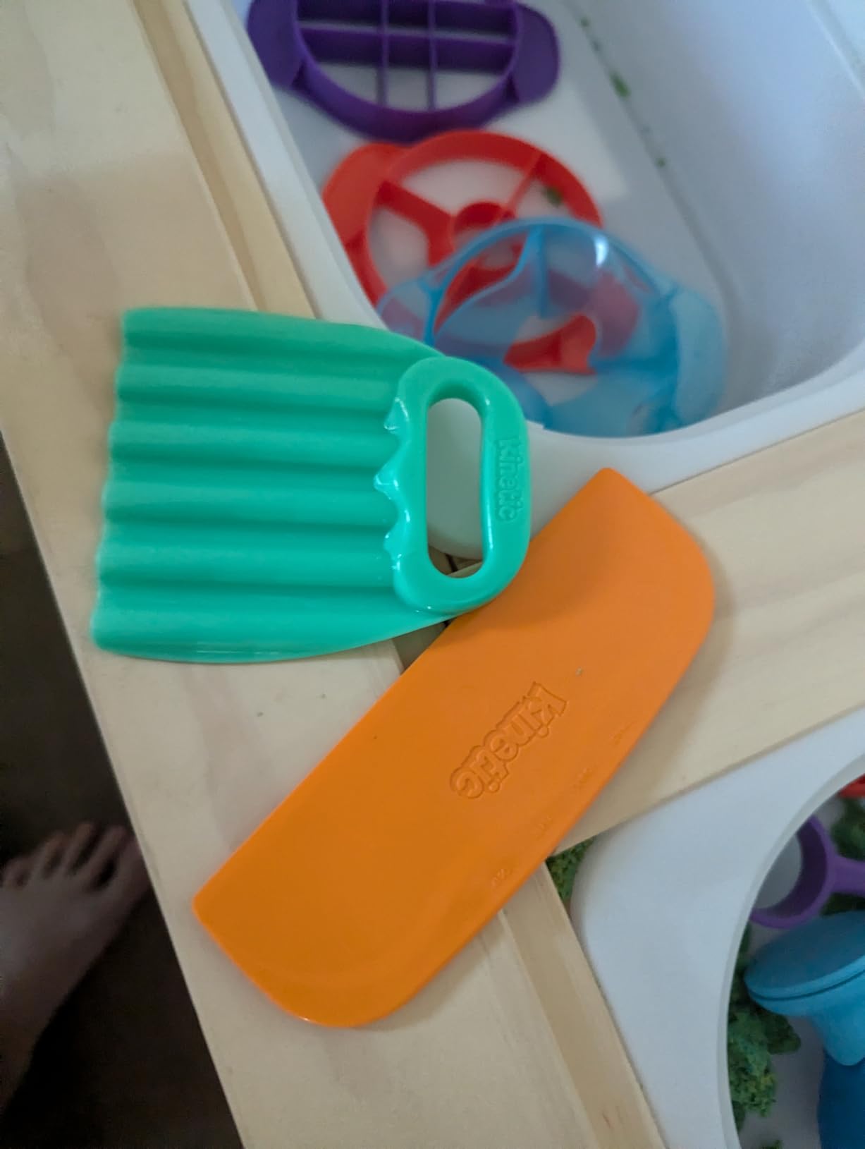 Kinetic Sand, Ultimate Sandisfying Set with 2lbs Play Sand (Pink, Yellow & Teal), 10 Tools & Molds, Sensory Toys for Kids Ages 7 and up customer photo 2