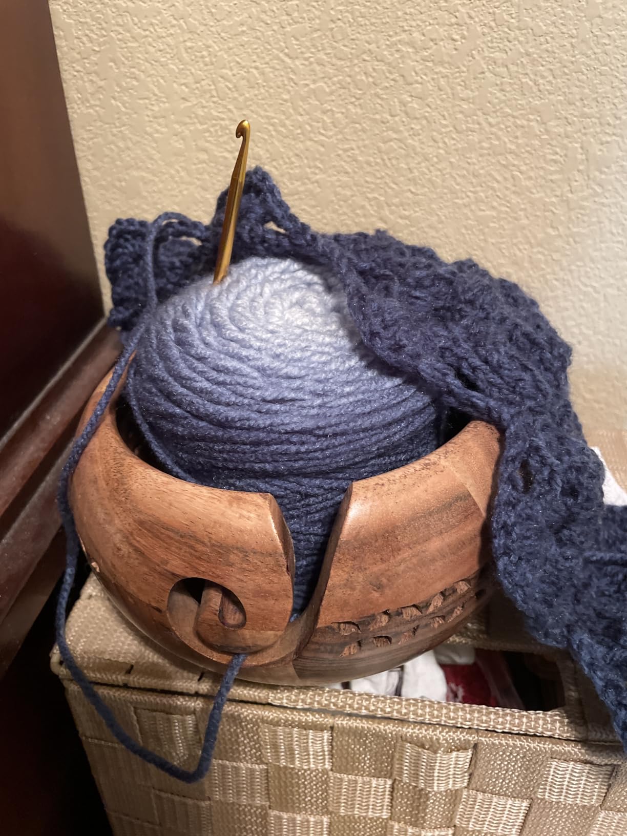 SAMHITA Acacia Wood Yarn Bowl Holder, Hand Carved Yarn Bowls for DIY Knitting Crocheting Accessories (7