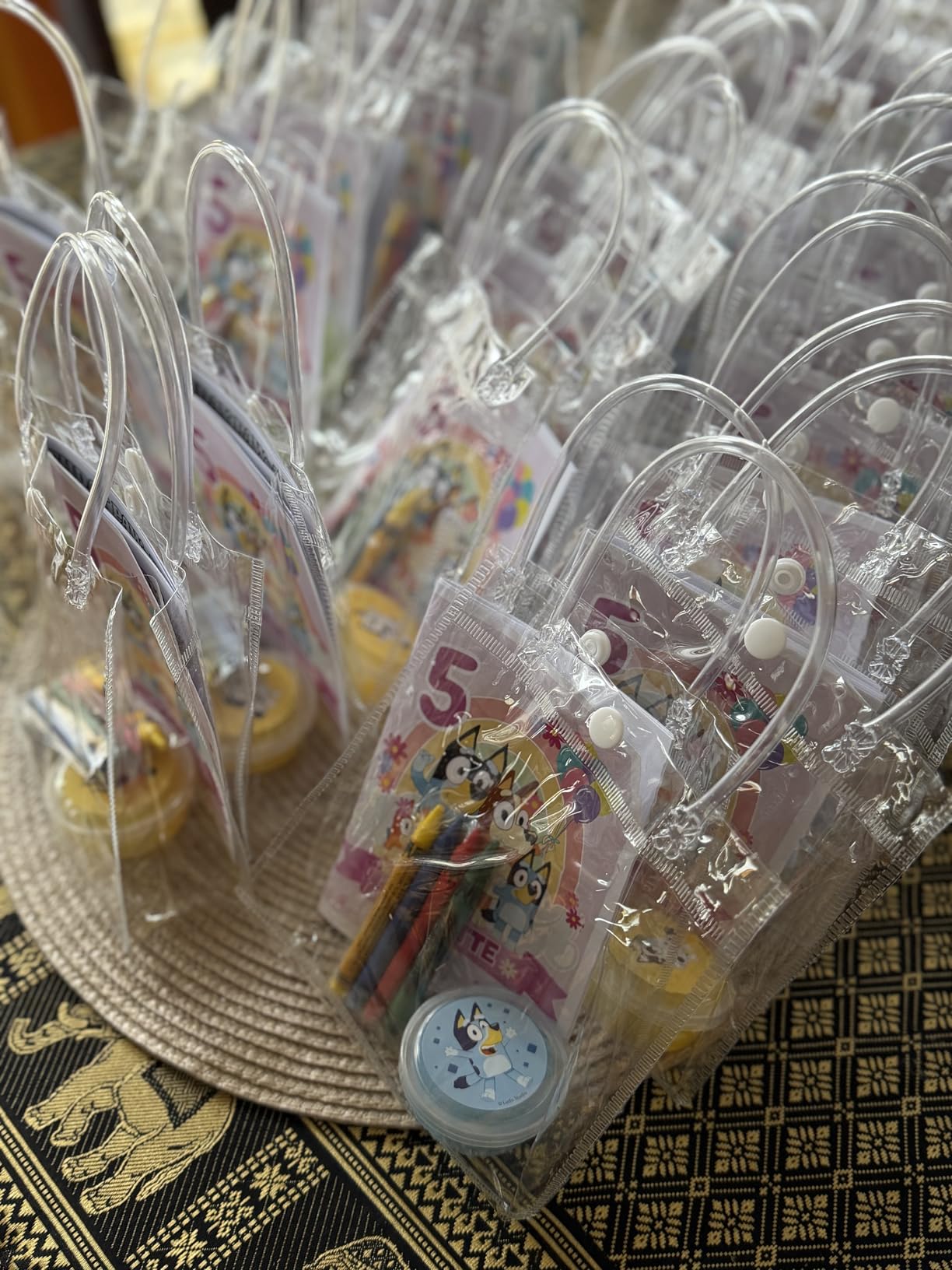 CrayonKing 100 Bulk Crayons - 25 Individually Wrapped Cello Packs of 4 | Crayon Party Favors for Kids | Restaurants, Classrooms & Goodie Bags | Non-Toxic customer photo 2