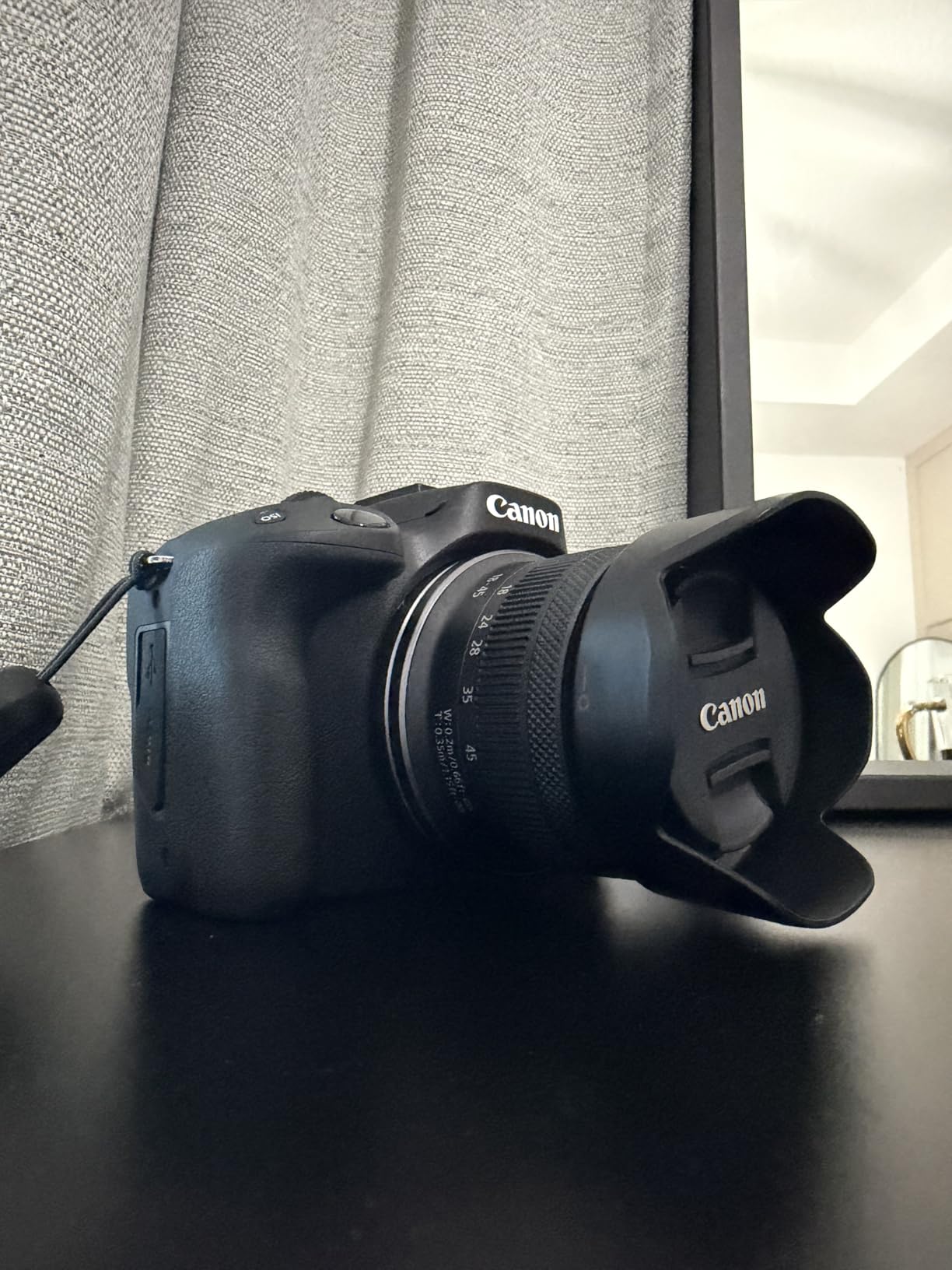 JJC ET-60B Lens Hood for Canon RF-S 55-210mm f/5-7.1 is STM Telephoto Zoom Lens on Canon R50 R100 Replaces Canon ET-60B with Reversible Design, Compatible with 55mm Filter and Lens Cap customer photo 1