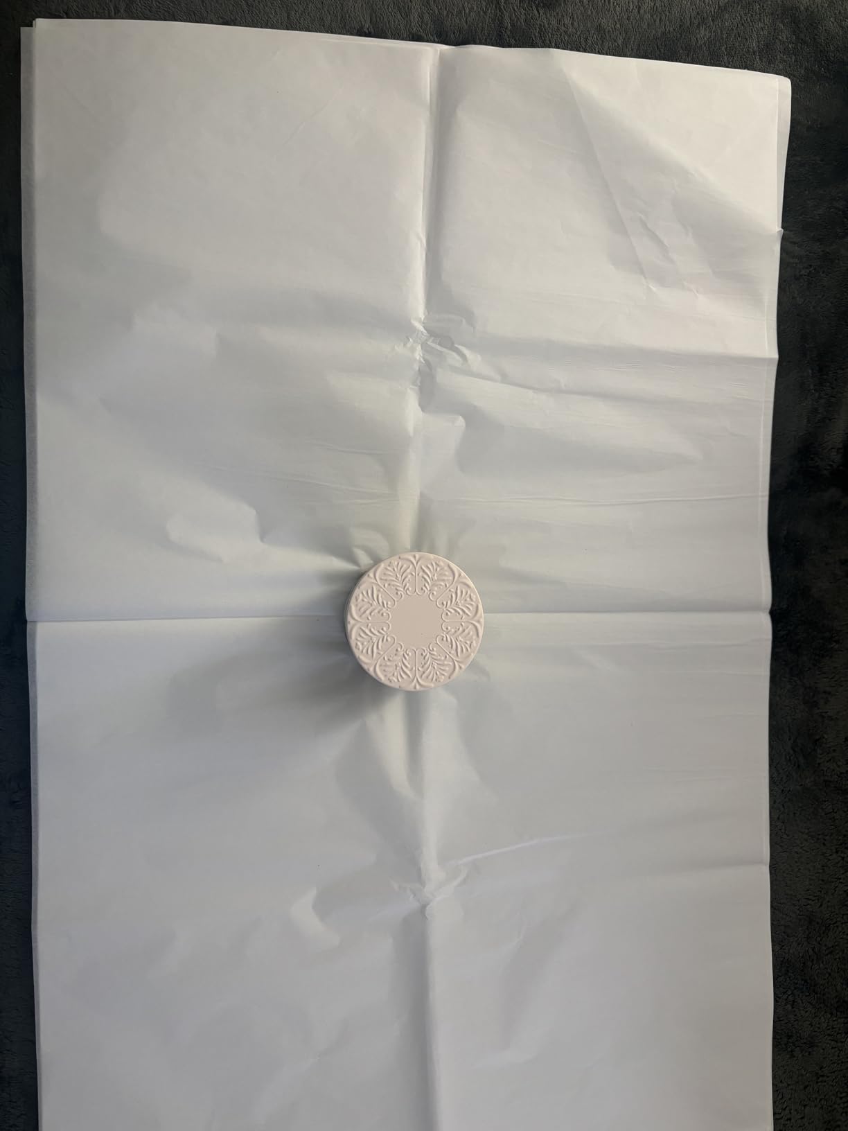 RYKOMO 100 Sheets 20 x 30 Inch Acid Free Archival Tissue Paper Unbuffered No Acid Paper White Packing Tissue Papers for Preserving Clothing Storage Festival Mother's Day Arts Craft Decoration customer photo 2