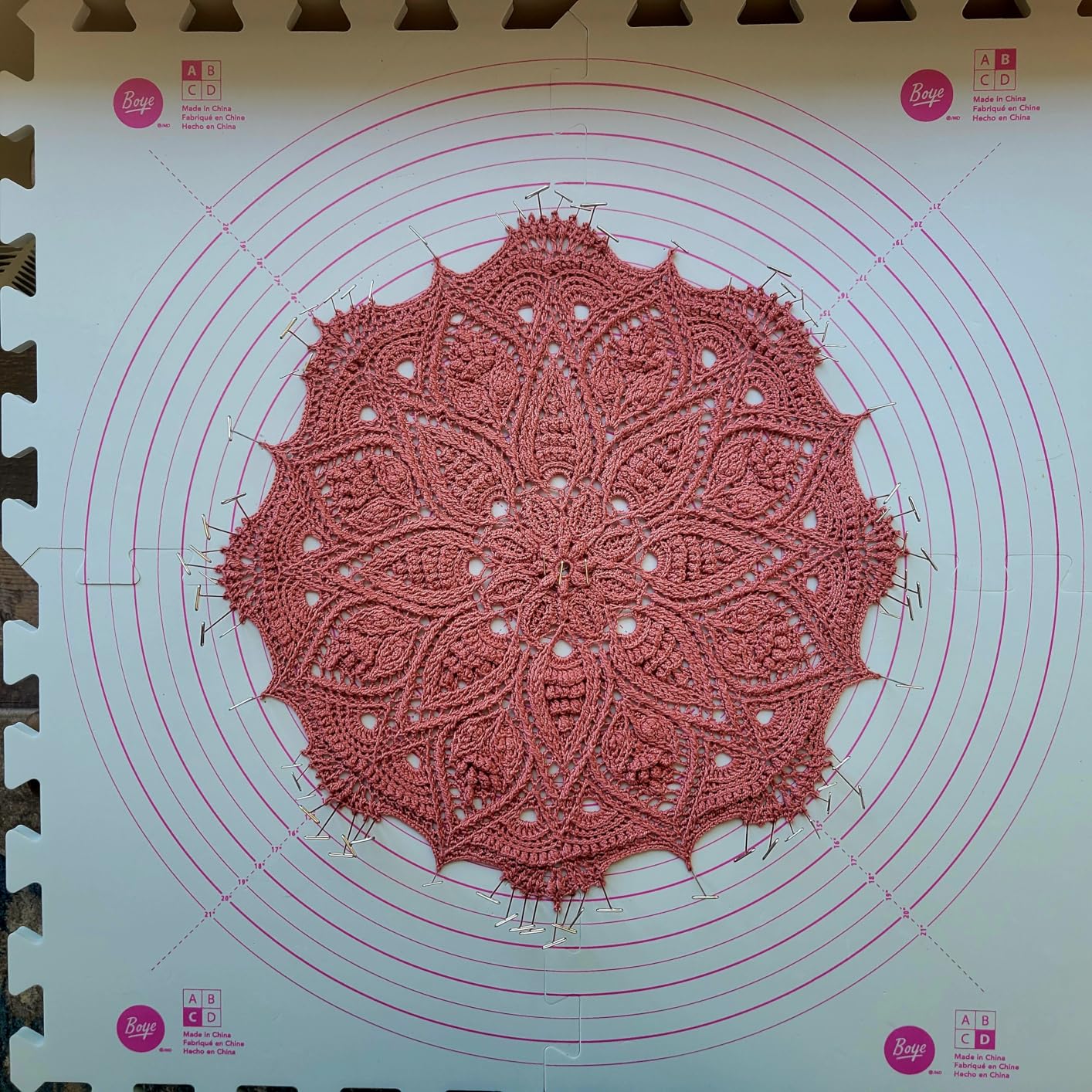 Boye 42-40166 Circular Interlocking Crochet and Knitting Blocking Boards, 12
