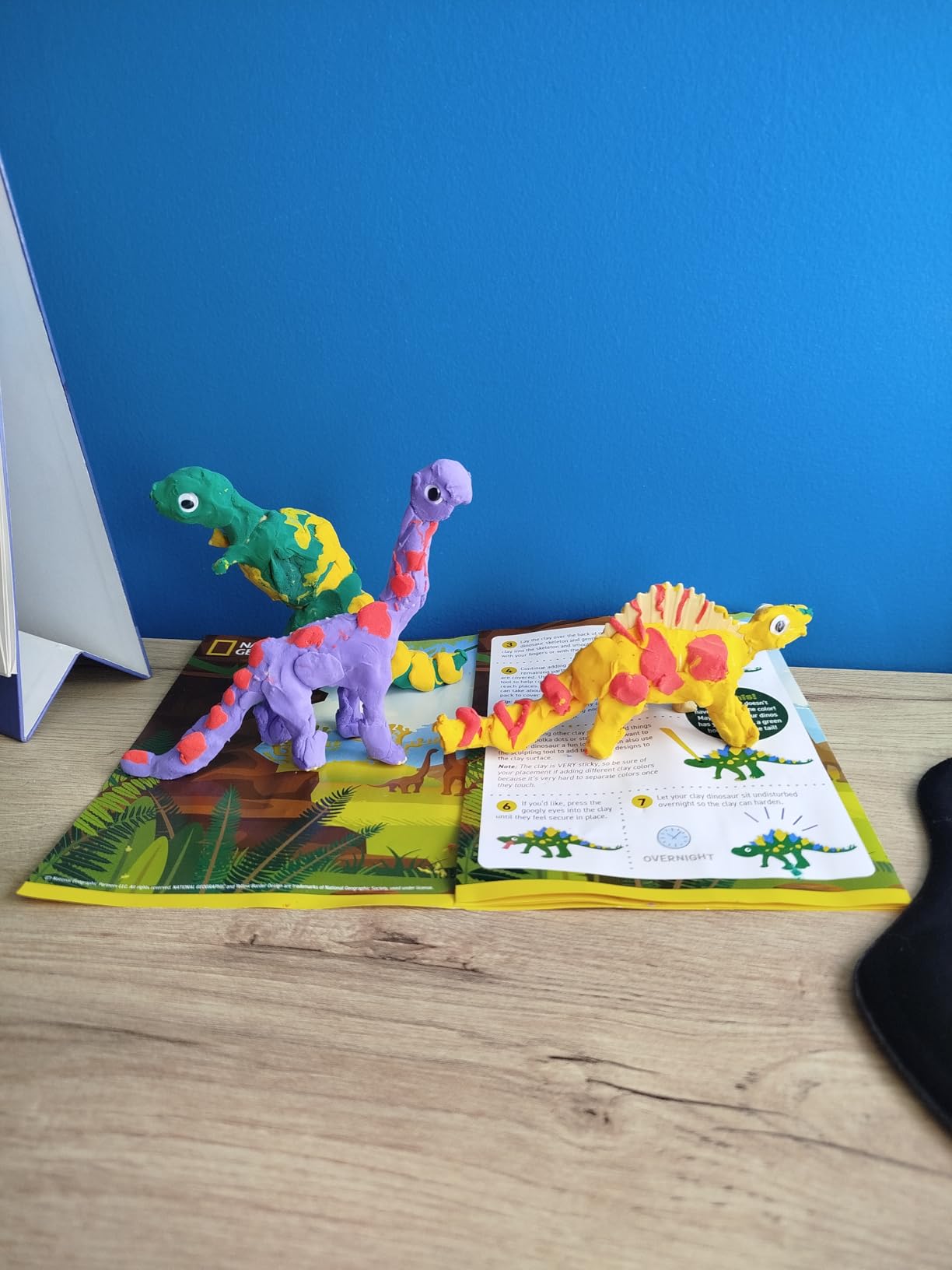 National Geographic Clay Dinosaur Arts & Crafts Kit - Air Dry Clay Arts and Crafts Kit for Kids with 5 Colors, 5 Dino Skeletons & Googly Eyes, Dinosaur Activity for Girls and Boys Ages 4 5 6 7 8 9 10 customer photo 2