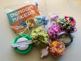 FTEVEN 41Pcs Pom Pom Maker, 8 Size Pompom Maker Kits with Warped Head Scissor and Instruction, Used for Fluff Ball Weave DIY Crochet Knitting customer photo 1