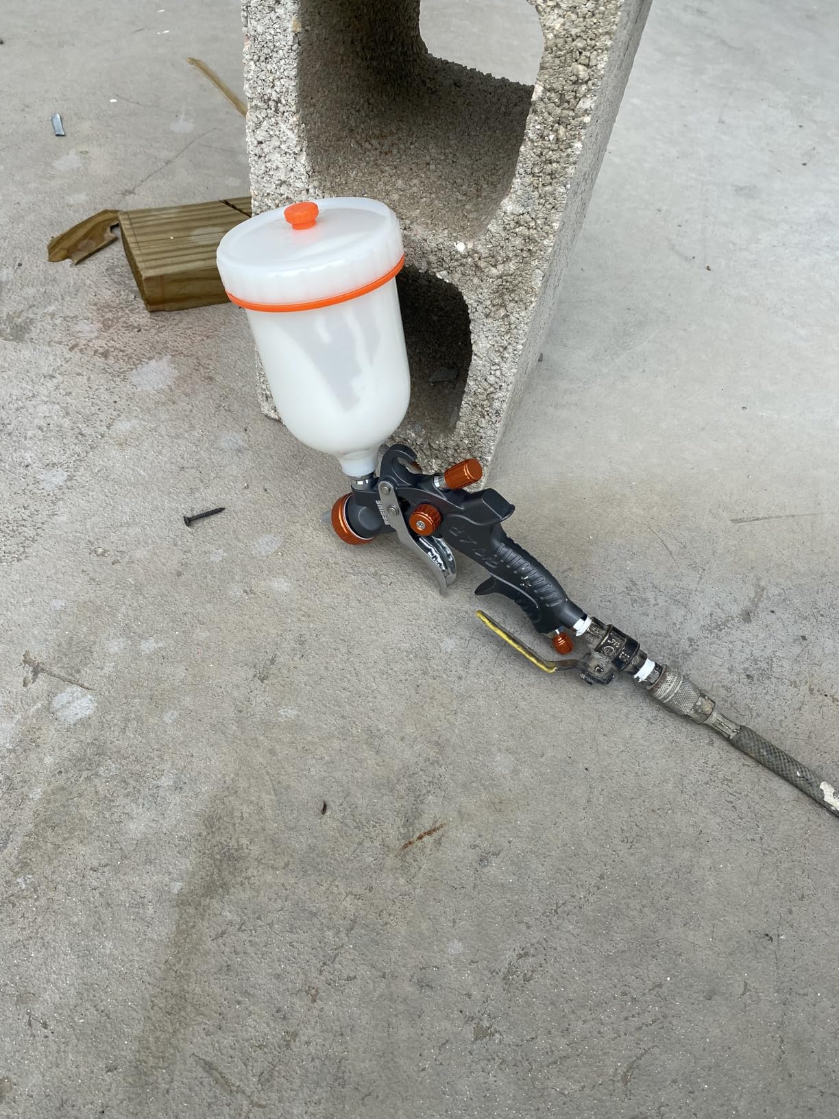 REFINE HVLP Air Gravity Spray Gun Sets, 2-Spray Paint Gun, 1.0mm 100ml & 1.4/1.7mm 600ml Auto Paint Sprayer Gun with Air Regulator for Car Paint, Primer, Topcoat & Touch-Up, Furniture, House Painting. customer photo 1