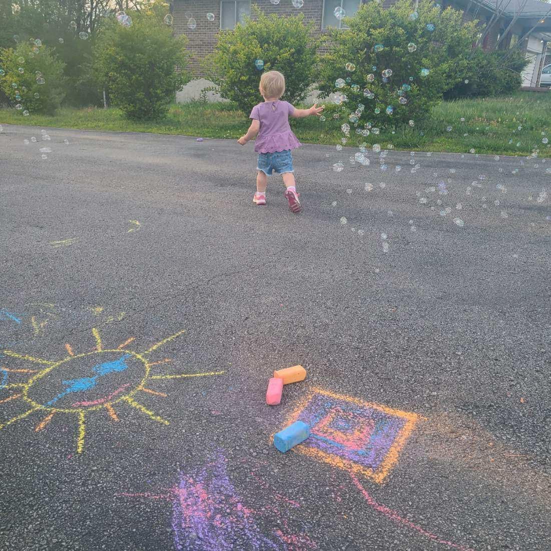 Urban Infant Non-Toxic Sidewalk Chalk for Toddlers and Kids - Washable Outdoor Jumbo Chalk - Rainbow customer photo 2
