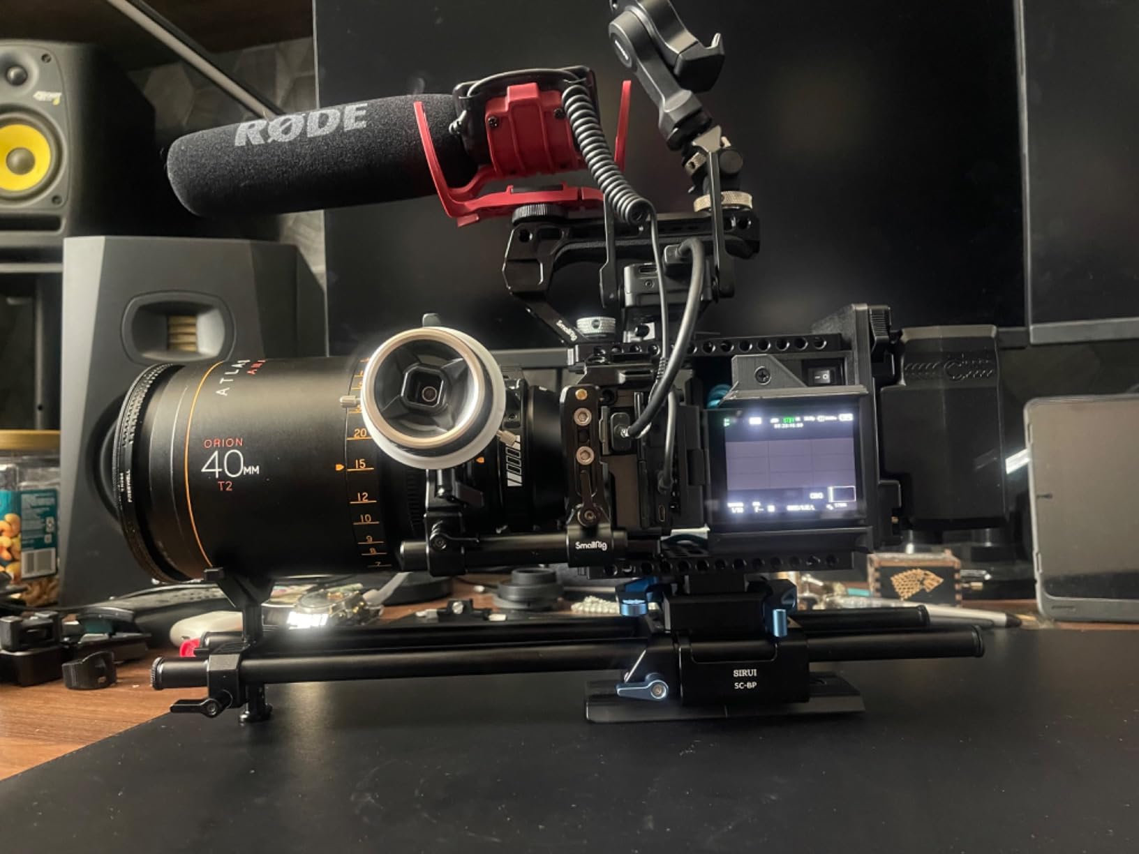 SIRUI Camera Baseplate with Dual 15mm Rod Rail Clamps, Base Plate with Quick Release Plate for Tripod, Shoulder Rig, Follow Focus, SC-BP customer photo 1