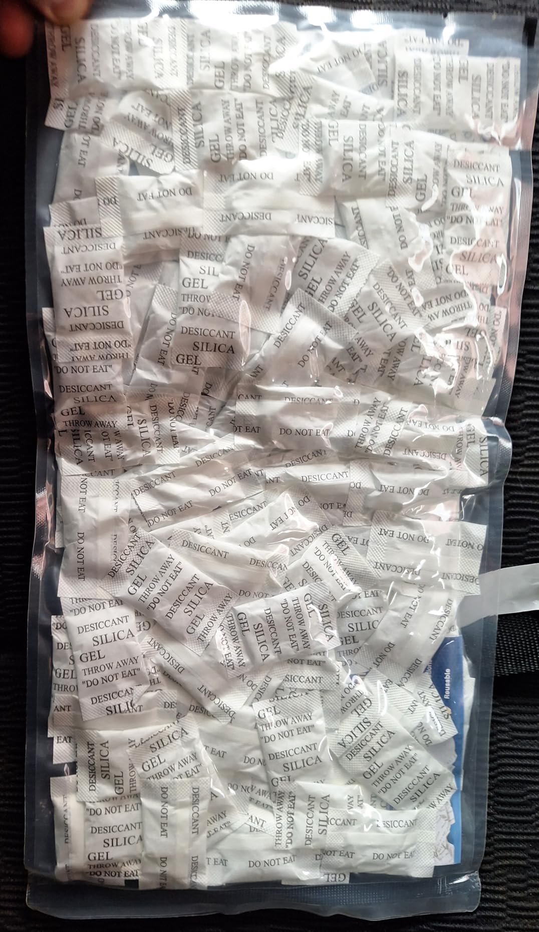 Sukh 100PCS Silica Gel Packets - 2g per Bag Desiccant Beads Packs for Storage, Moisture Absorbers, Anti Humidity, Reusable customer photo 1