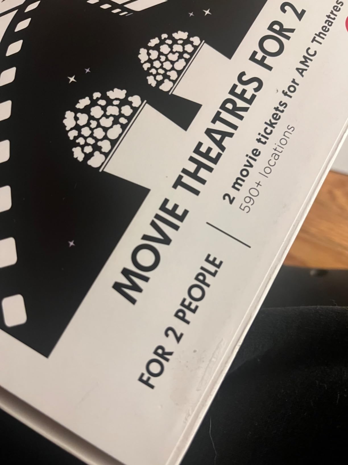 WONDERBOX - Original Gift Idea - Experience Gift - AMC Movie Theatres for 2 - 2 Tickets - A Large Choice of Experiences in One Gift Box customer photo 1