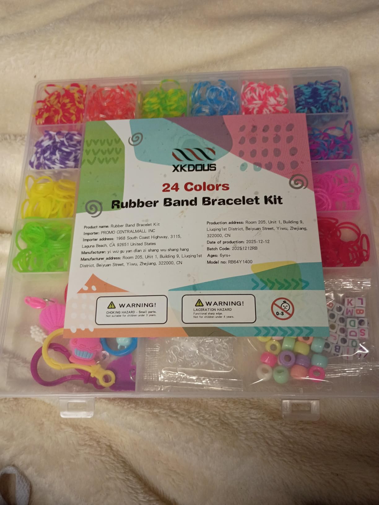 XKDOUS 24 Colors Rubber Band Bracelet Kit, Bracelet Making Kit for Art and Craft, Rubberband Bracelets kit for Kids Ages 6+ customer photo 1