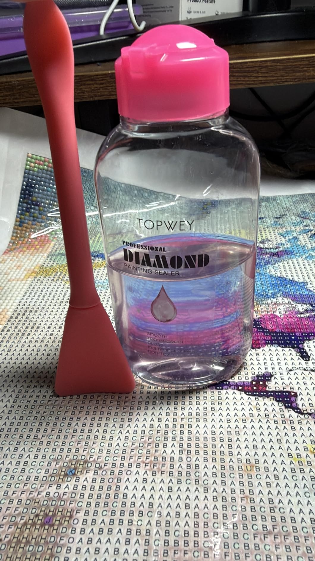 Diamond Painting Sealer, Topwey Diamond Painting Adhesive with Applicator Helps retain Your Diamond Sparkle, Also Applicable to Puzzles for Adults (125 ML 4.4 Fl Oz) customer photo 2