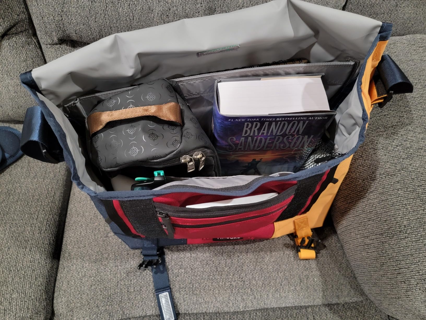 Timbuk2 Classic Messenger Bag - Durable, Water-Resistant, fits 13