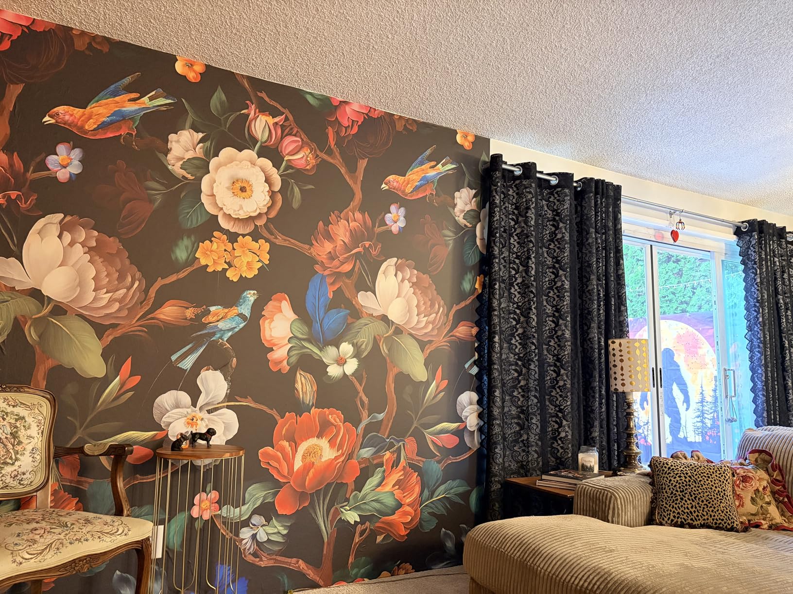 Zeeko Vintage Floral Wallpaper Peel and Stick Large Beige Flower Wall Murals for Bedroom TV Background Wall Paintings Art Deco 148