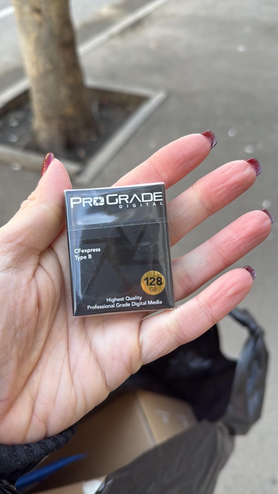 ProGrade Digital CFexpress 4.0 Type B 512GB Gold Series Memory Card customer photo 1